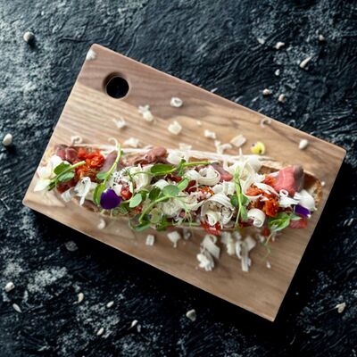 Брускетта с Ростбифом в Траттория Ла Вилла по цене 583 ₽