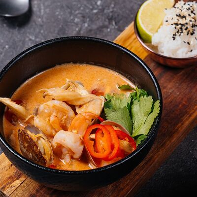 Том-ям с морепродуктамив Пламя по цене 940 ₽