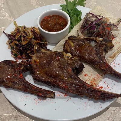 Шашлык из бараньих рёбер в Мзиури по цене 750 ₽