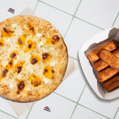 Сырный Час в Epic Pizza по цене 999 ₽