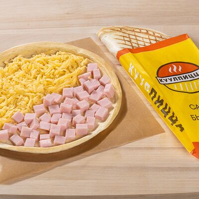 Закрытая пицца Сыр и ветчина в Шаурма Куулпицца по цене 359 ₽