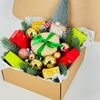Новогодний подарочный набор с элитным чаем и гномом на новый год в Дарите красиво по цене 4490