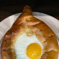 Хачапури по-аджарски в Мини-пекарня