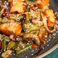 Wok c лососем в Машенькины пироги