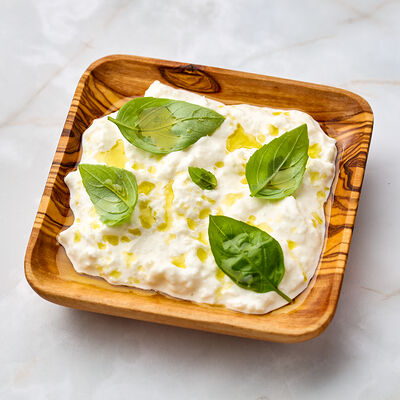 Страчателла с оливковым маслом в Osteria Dolce по цене 590 ₽