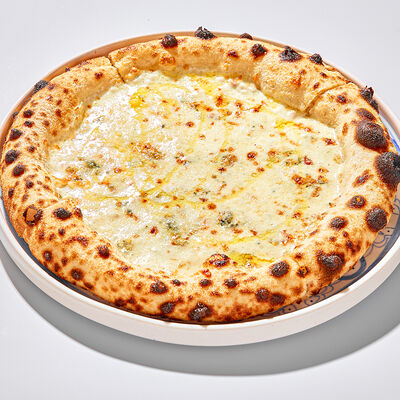 Четыре сыра в Claudia по цене 1200 ₽