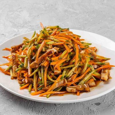 Свиные уши с огурцомв Облака Китая по цене 770 ₽