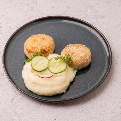 Куриные котлетки с пюре в Тестория по цене 450 ₽