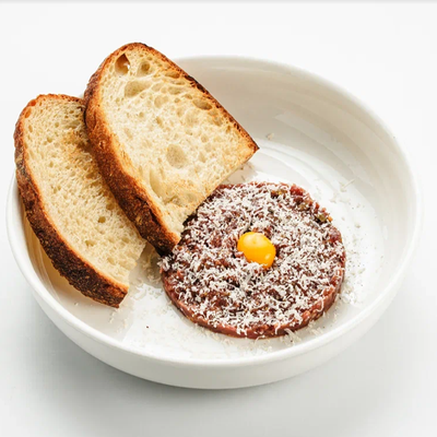 Тар тар из говядины с пармезаном в Причал по цене 530 ₽