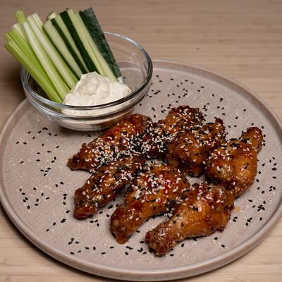 Куриные крылышки в Green Dog по цене 837 ₽