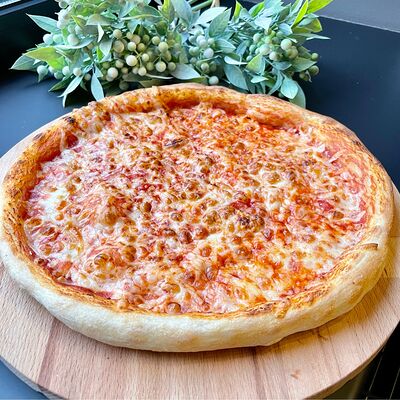 Пицца Маргарита в Caramel по цене 675 ₽