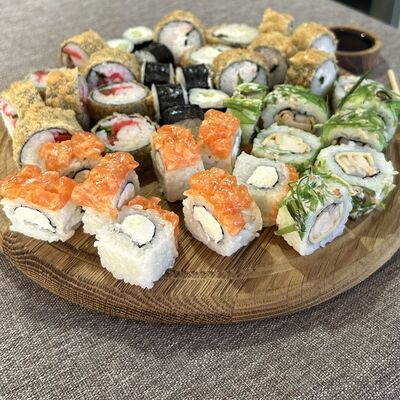 Сет Веселая соседка в ГансРолл по цене 1970 ₽