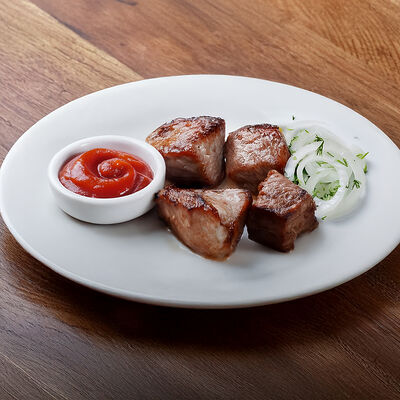 Шашлык из свинины в Кафе хачапури по цене 540 ₽