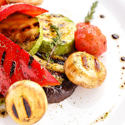 Овощи микс на углях в Мангал-House по цене 380 ₽