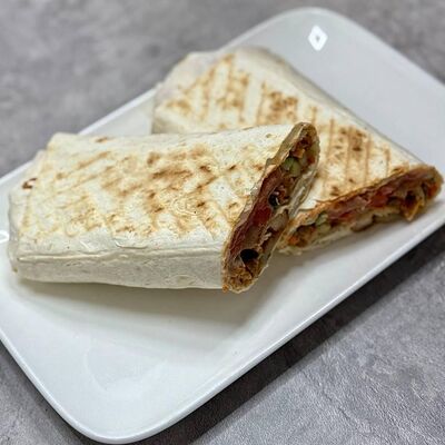 Шаурма в Лаваше в Бистро 24 на Шамиля по цене 168 ₽