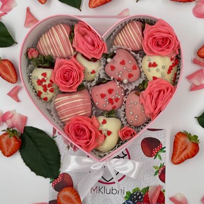 Сердце Surprise S в Мир клубники в шоколаде по цене 3850 ₽