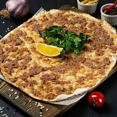 Лахмаджун с мясомв Шеф по цене 440 ₽