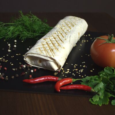 Шаурма Классическая с курицей в CoffeeШа по цене 250 ₽