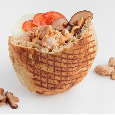 Шаверма Том ям с курицей в Шаурма не за горами по цене 410 ₽