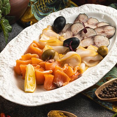 Рыбное ассорти в Алазани по цене 9600 ₸