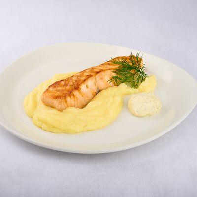 Лосось на гриле с пюре в Roku PIZZA & SUSHI по цене 650 ₽