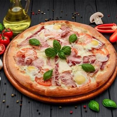 Пицца Карбонара (30 см) в Шеф-Бар по цене 920 ₽