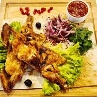 Цыплёнок на мангале в Водопад