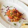 Тартар из тунца с соусом манго и томатами в Tavola perfetta по цене 850