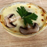 Жюльен с курицей и грибами в Piccodoro