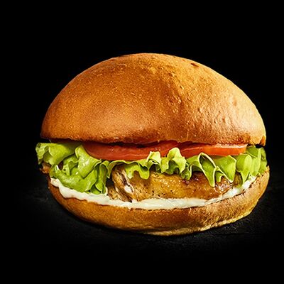 Цезарь фреш бургер в Burger Club по цене 397 ₽