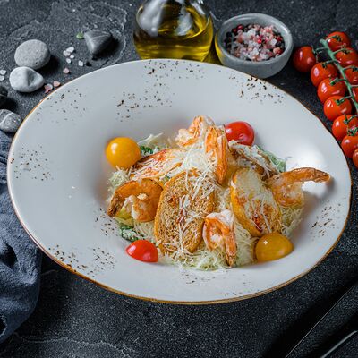 Цезарь с креветками в Ресторан Воробьёвы Горы PREMIUM по цене 1024 ₽