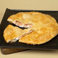 Чебурек-пирог с красной рыбой (24 см) в Чебуреки-Пироги