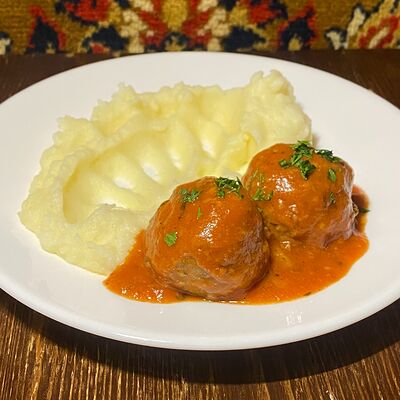 Фрикадельки по-домашнему в Евгенич по цене 570 ₽