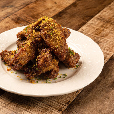 Сочные куриные крылья BBQ в Smoke BBQ по цене 790 ₽