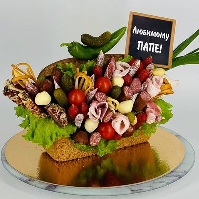 Мужской букет из колбасы Буханка в Дарите красиво по цене 4199 ₽