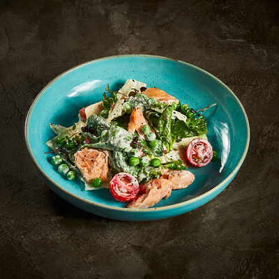 Салат с семгой в Корчма по цене 710