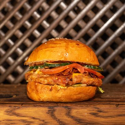 Чикен Кантри в Гриль Бар Понеслось по цене 630 ₽