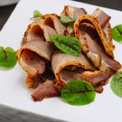 Утка горячего копчения в Интонация по цене 690 ₽