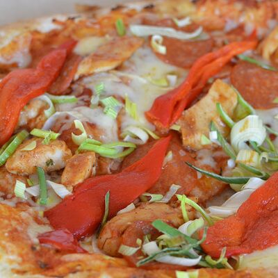 Пицца с куриной грудкой и соусом Барбекю в Кафе Сан Пицца по цене 720