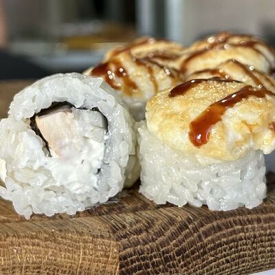 Запеченный с курицей в ГансРолл по цене 480 ₽