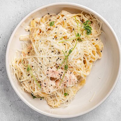 Паста с лососемв New normal по цене 1070 ₽