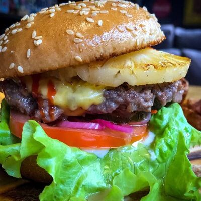 Бургер Алоха! Гавайив KAIF по цене 480 ₽