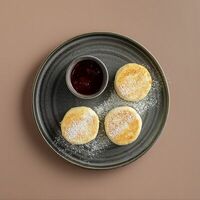 Классические сырники в Coffeeshop Company