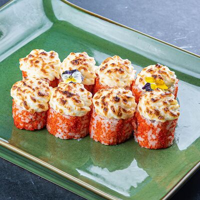 Запеченный ролл с лососем в Панда по цене 37 р.