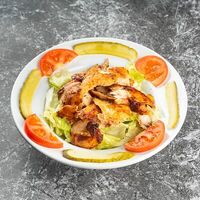 Салат с курицей в My Dear Kebab