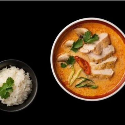 Суп Том Ям с курицей и грибами в Шеф-Бар по цене 510 ₽