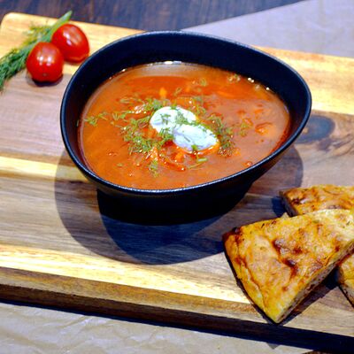 Борщ в Славянка по цене 450 ₽