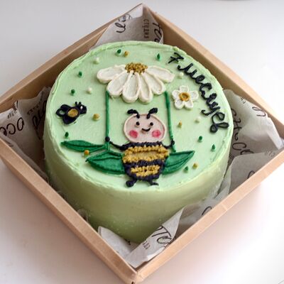 Детский бенто торт «Пчелка» в Chocoton по цене 2590 ₽