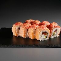 Династия запечённая с тунцом и лососем в Chicken & Roll