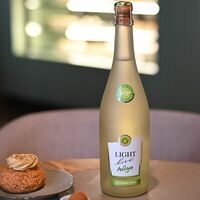 Light live Hugo (Лайм) в Daily Wines